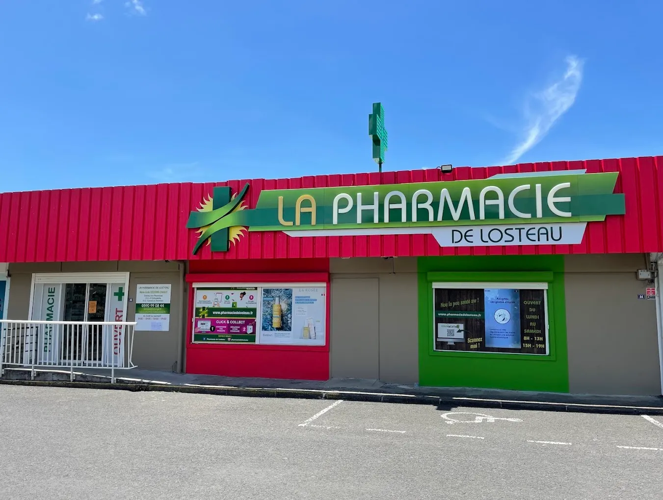 Façade de Pharmacie de Losteau