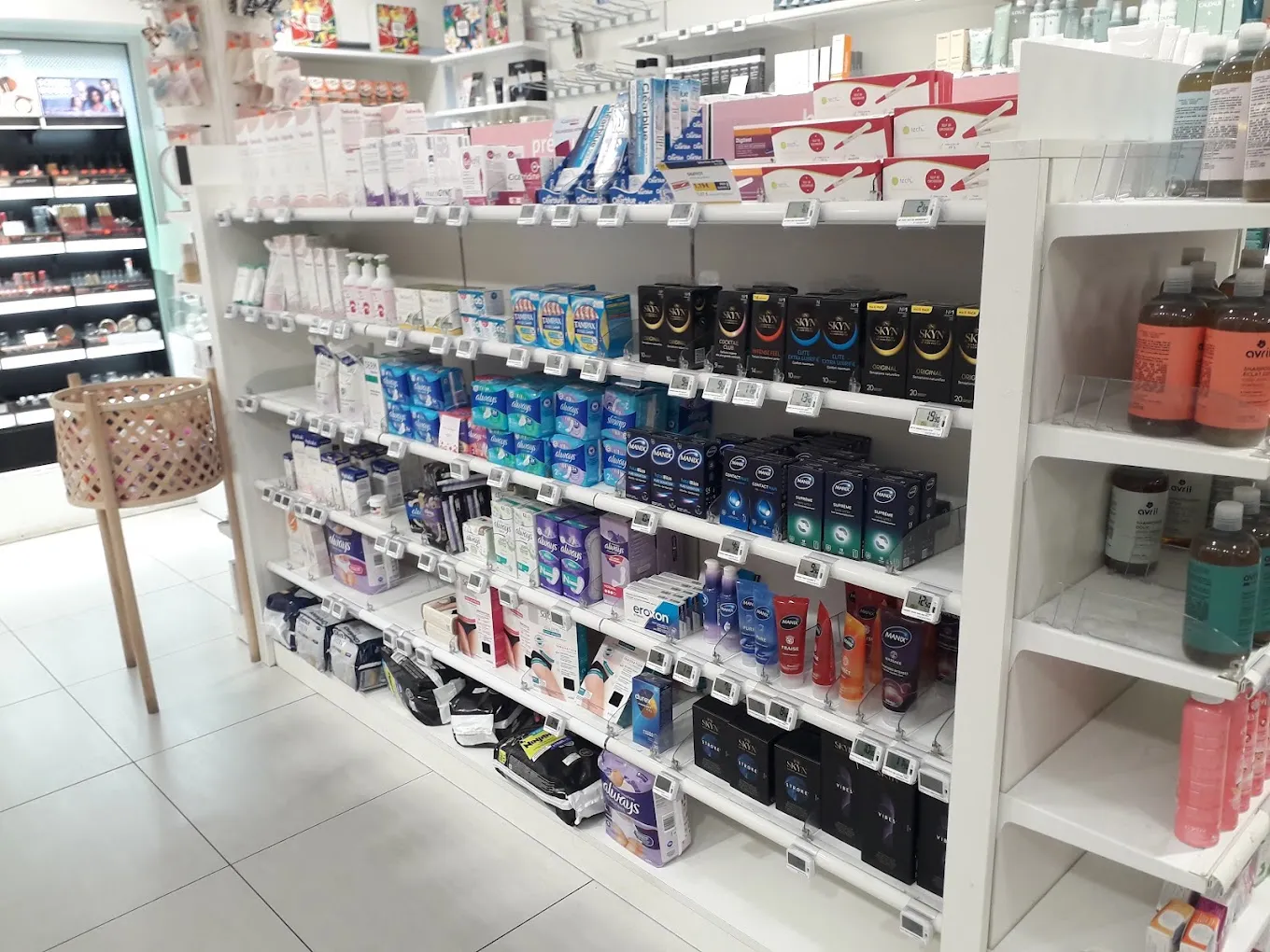 Photo 2 de Pharamcie Gely KST