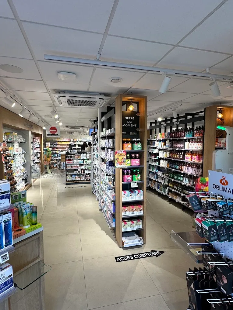 Photo 2 de PHARMACIE DE LA POINTE DU BOUT