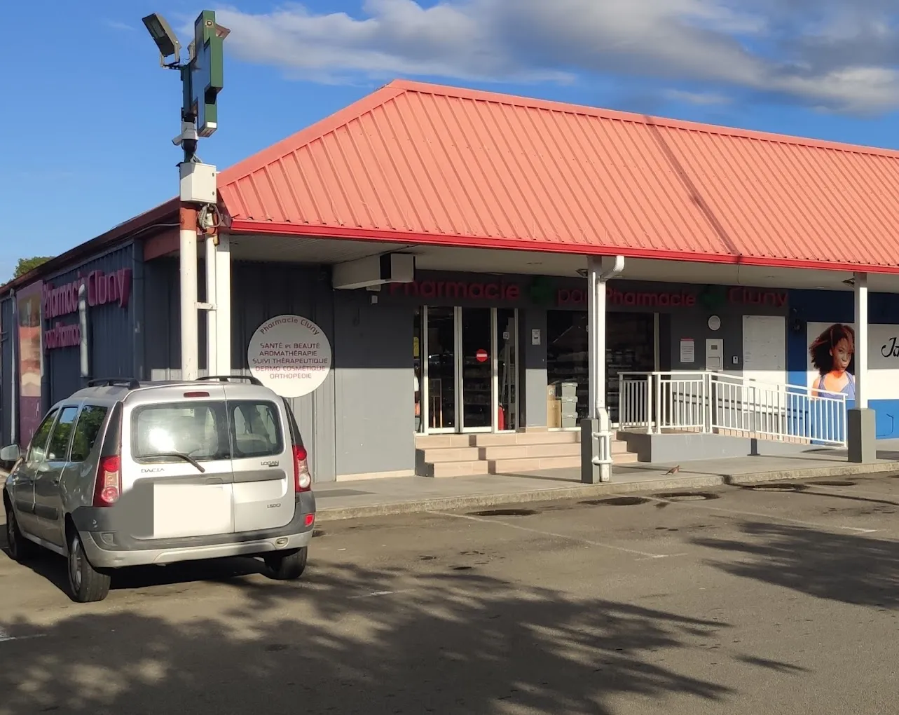 Photo 2 de Pharmacie de Cluny